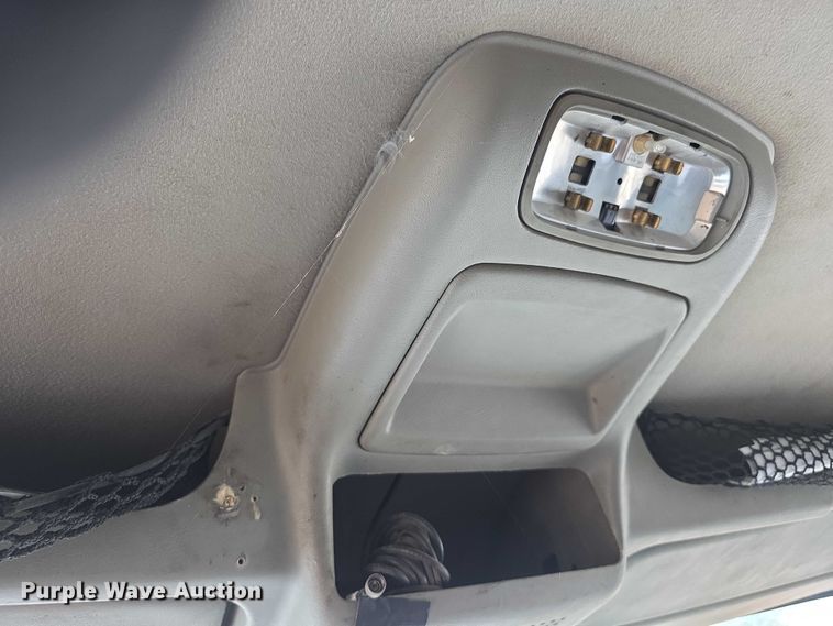 image for item FI0607 2008 International 7400 refuse truck