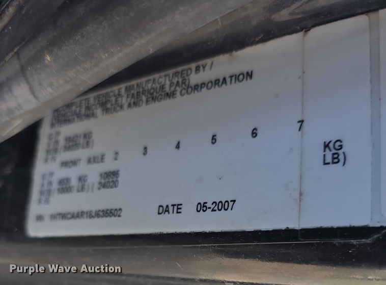 image for item FI0607 2008 International 7400 refuse truck