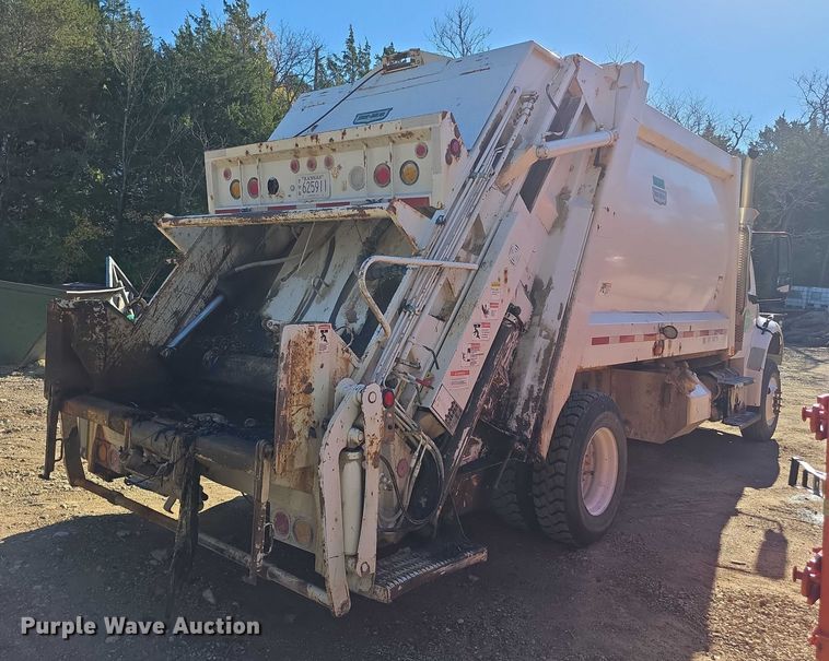 image for item FI0608 2015 Freightliner Business Class M2 refuse truck