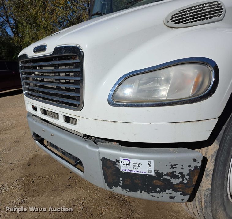 image for item FI0608 2015 Freightliner Business Class M2 refuse truck