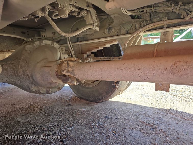 image for item FI0608 2015 Freightliner Business Class M2 refuse truck