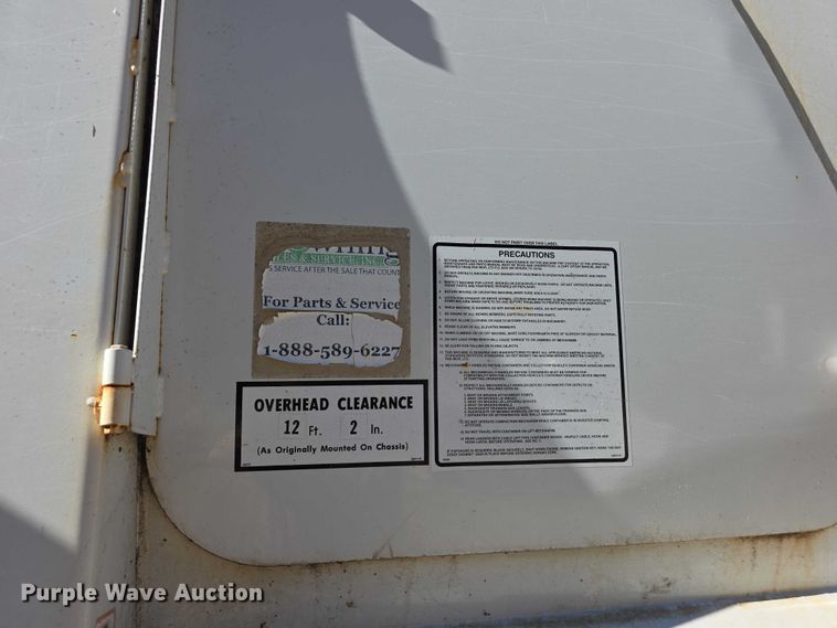 image for item FI0608 2015 Freightliner Business Class M2 refuse truck