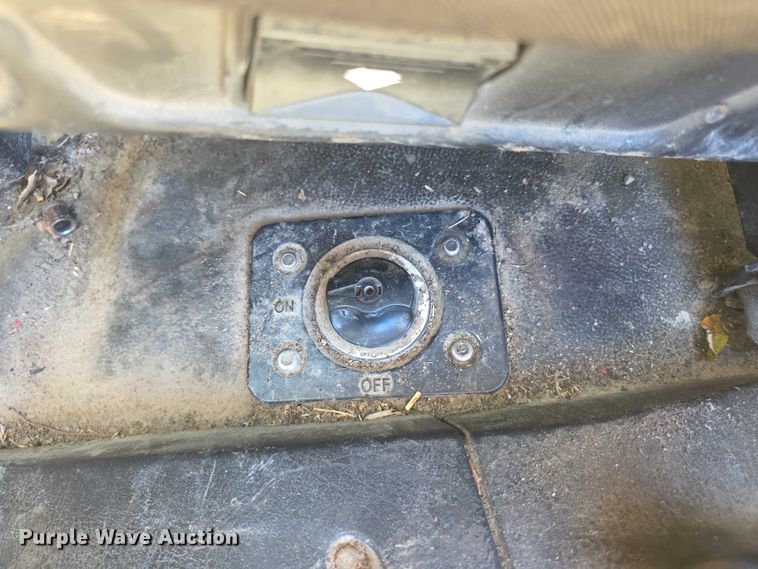 image for item FI0608 2015 Freightliner Business Class M2 refuse truck