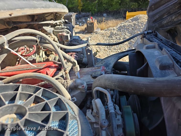 image for item FI0608 2015 Freightliner Business Class M2 refuse truck