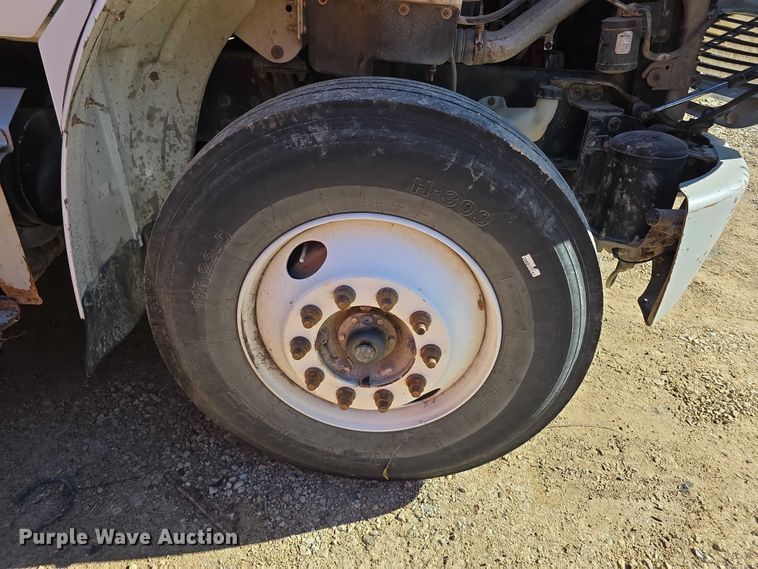 image for item FI0608 2015 Freightliner Business Class M2 refuse truck