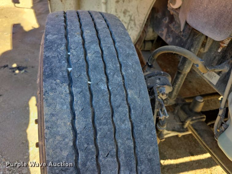 image for item FI0608 2015 Freightliner Business Class M2 refuse truck