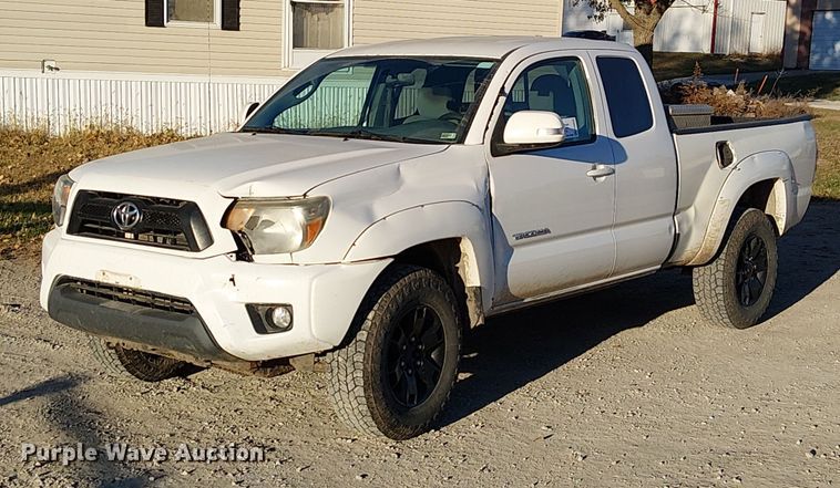 image for item FK0522 2014 Toyota Tacoma  Access Cab pickup truck