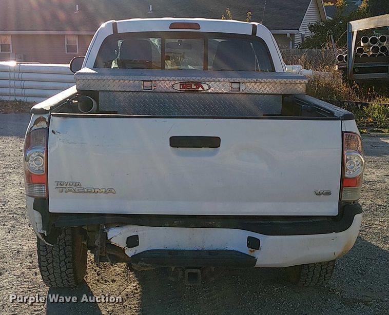 image for item FK0522 2014 Toyota Tacoma  Access Cab pickup truck