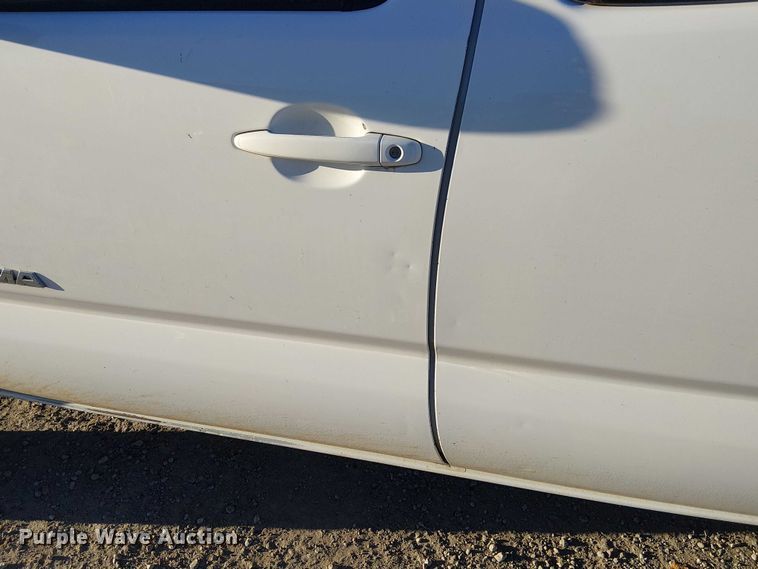 image for item FK0522 2014 Toyota Tacoma  Access Cab pickup truck