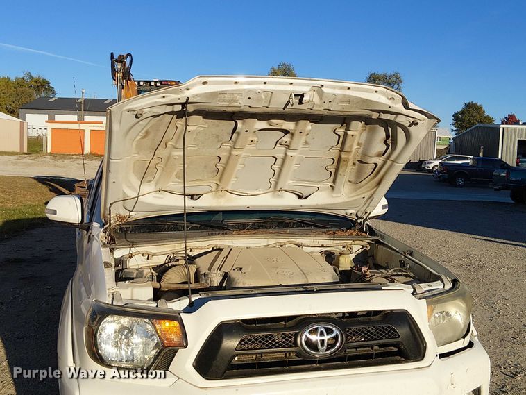 image for item FK0522 2014 Toyota Tacoma  Access Cab pickup truck