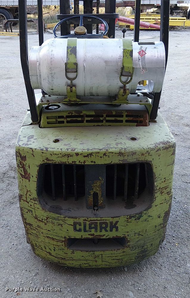 image for item FK0532 Clark C500-40 forklift