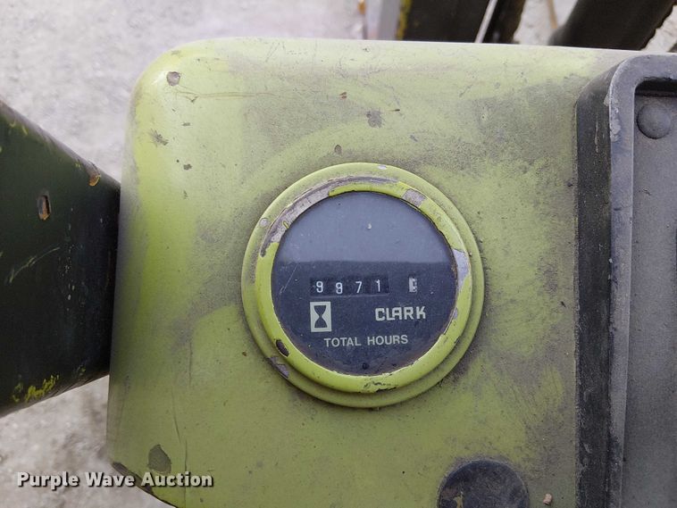 image for item FK0532 Clark C500-40 forklift