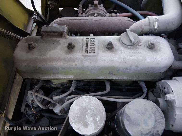 image for item FK0532 Clark C500-40 forklift