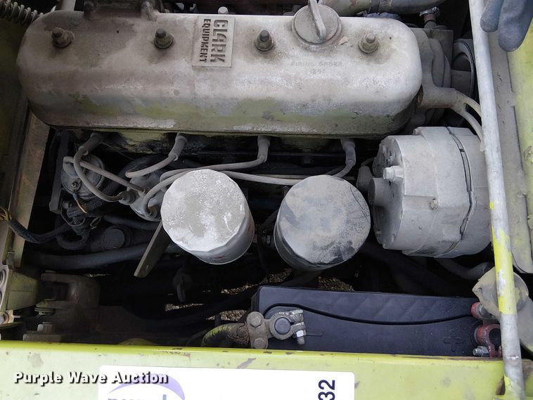 image for item FK0532 Clark C500-40 forklift