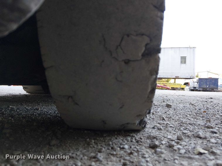 image for item FK0532 Clark C500-40 forklift