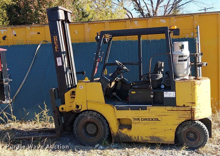 image for item FK0533 Landoll forklift