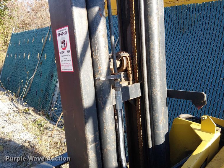 image for item FK0533 Landoll forklift