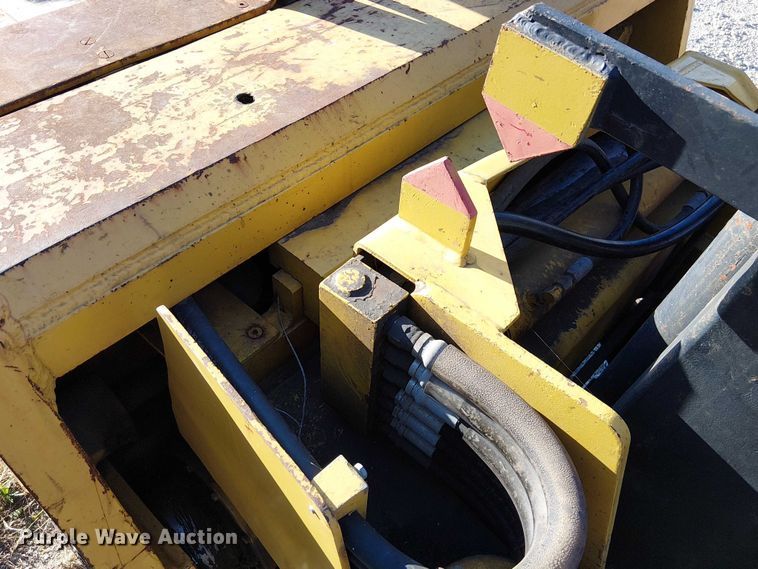 image for item FK0533 Landoll forklift