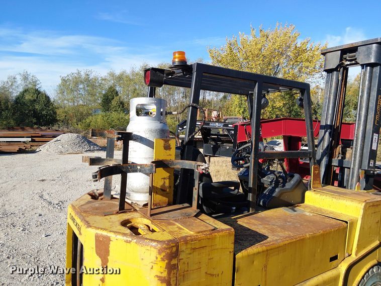 image for item FK0533 Landoll forklift