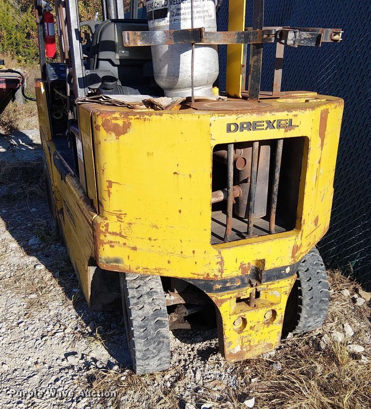 image for item FK0533 Landoll forklift