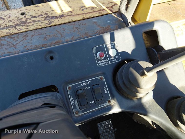 image for item FK0533 Landoll forklift