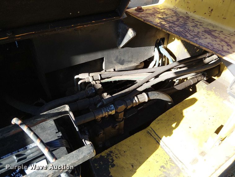 image for item FK0533 Landoll forklift