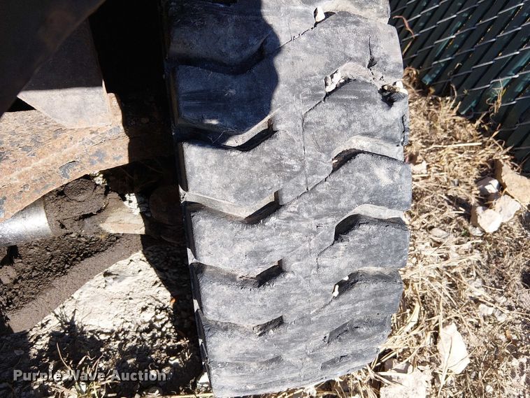 image for item FK0533 Landoll forklift