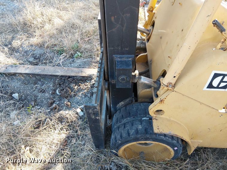 image for item FK0535 Caterpillar T100C forklift