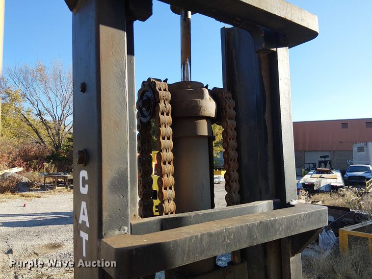 image for item FK0535 Caterpillar T100C forklift