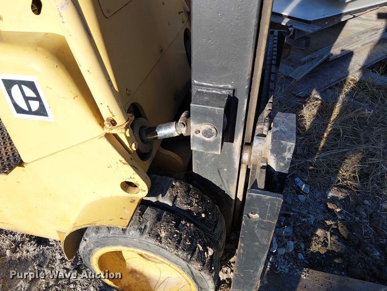 image for item FK0535 Caterpillar T100C forklift