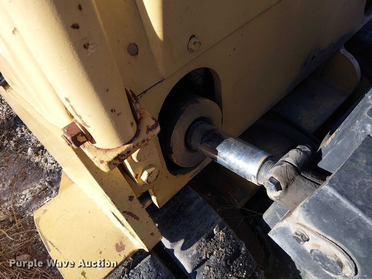 image for item FK0535 Caterpillar T100C forklift