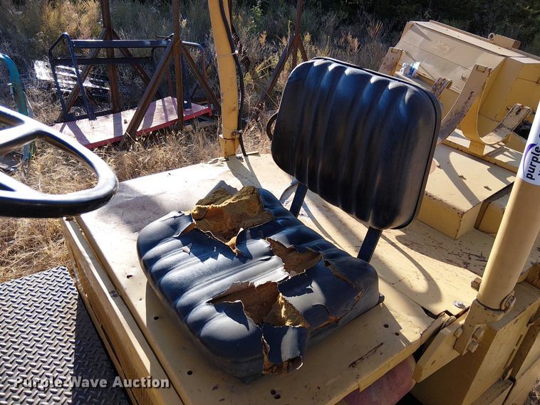 image for item FK0535 Caterpillar T100C forklift