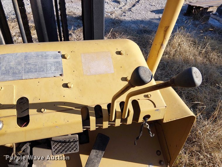 image for item FK0535 Caterpillar T100C forklift