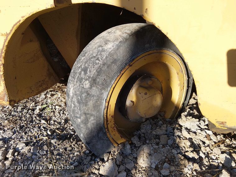 image for item FK0535 Caterpillar T100C forklift