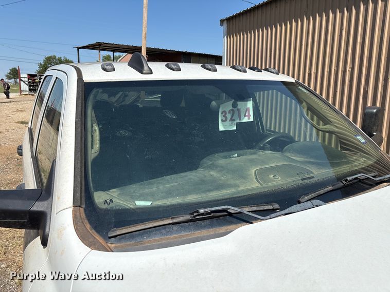 image for item IE9206 2020 RAM 2500HD Crew Cab truck cab and chassis