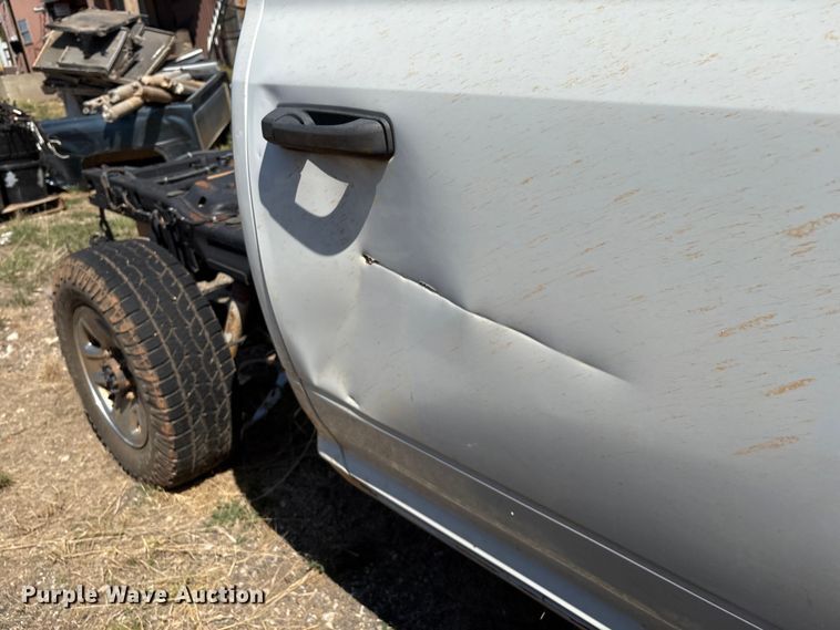 image for item IE9206 2020 RAM 2500HD Crew Cab truck cab and chassis