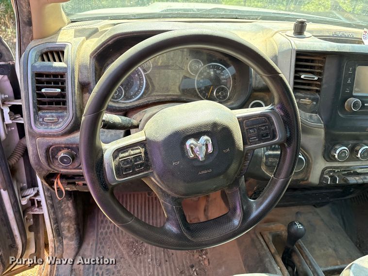 image for item IE9206 2020 RAM 2500HD Crew Cab truck cab and chassis