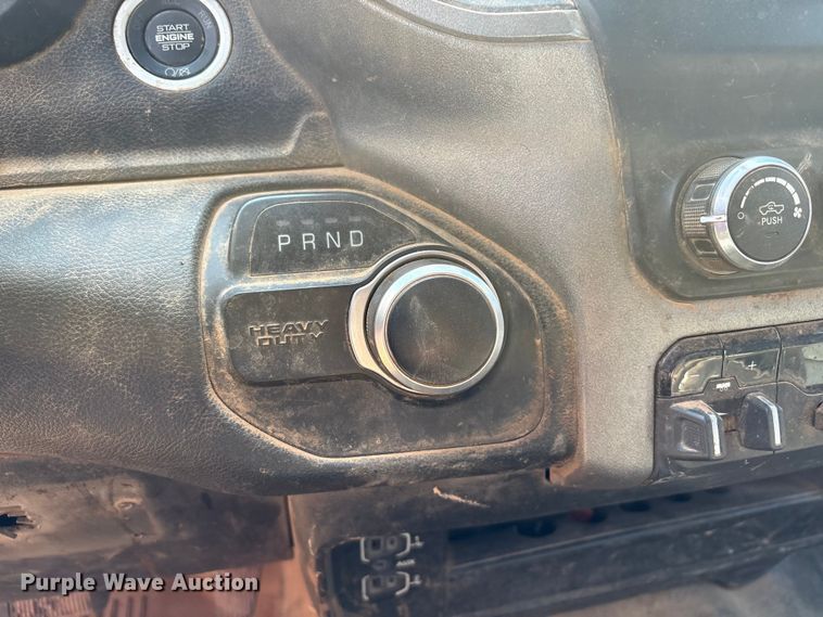 image for item IE9206 2020 RAM 2500HD Crew Cab truck cab and chassis