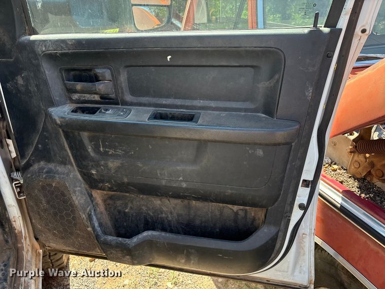 image for item IE9206 2020 RAM 2500HD Crew Cab truck cab and chassis