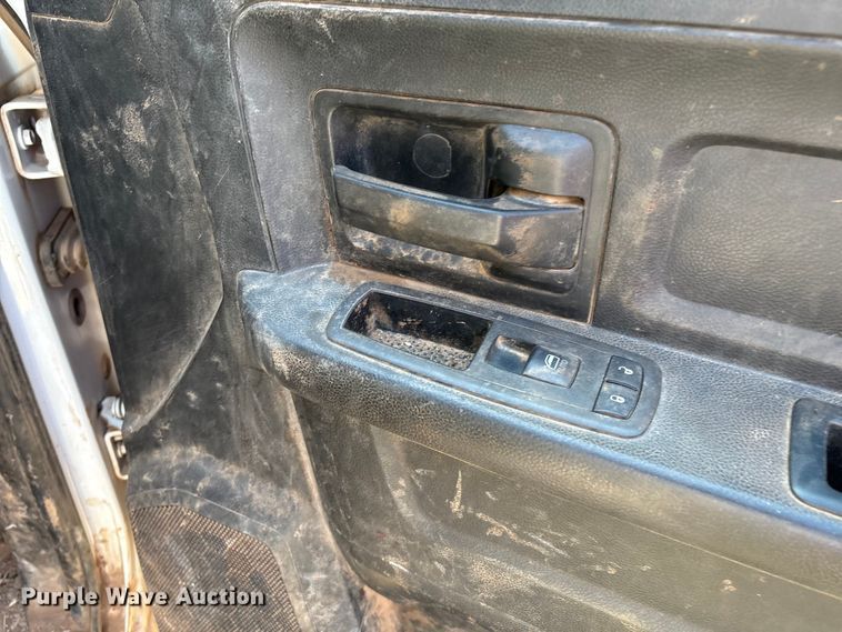 image for item IE9206 2020 RAM 2500HD Crew Cab truck cab and chassis