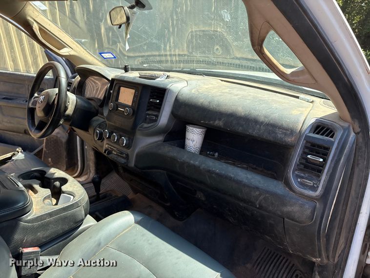 image for item IE9206 2020 RAM 2500HD Crew Cab truck cab and chassis