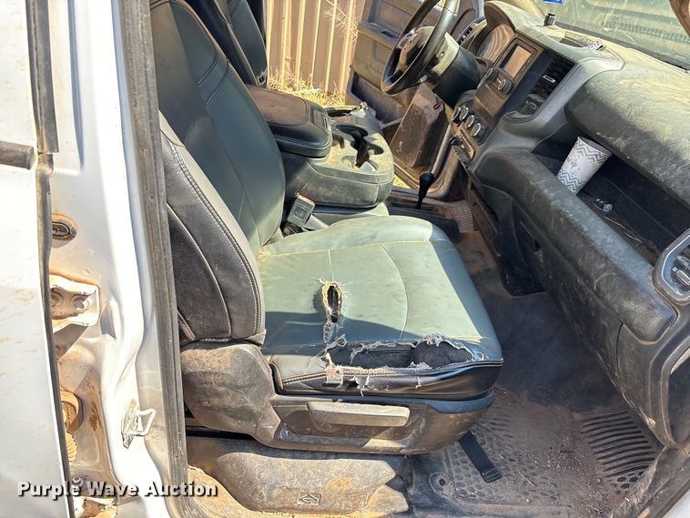 image for item IE9206 2020 RAM 2500HD Crew Cab truck cab and chassis