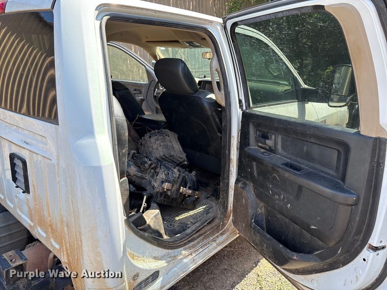 image for item IE9206 2020 RAM 2500HD Crew Cab truck cab and chassis