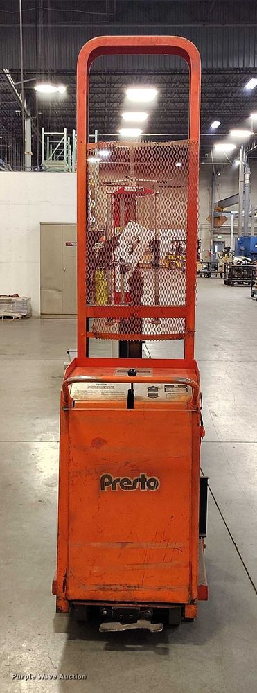 image for item IH9329 Lee Engineering 74 forklift