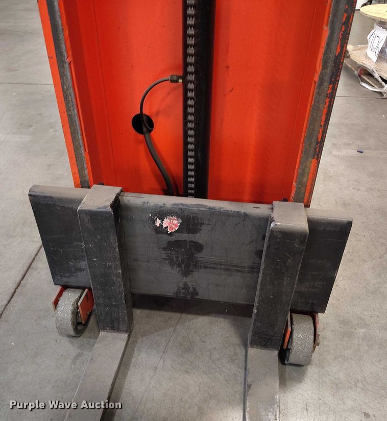 image for item IH9329 Lee Engineering 74 forklift