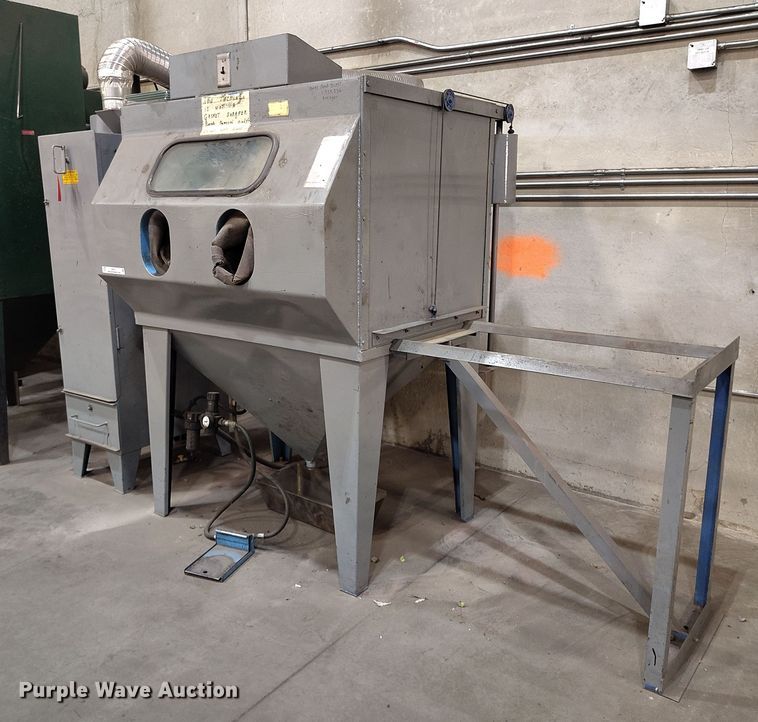 image for item IH9331 Universal Equipment sand blaster