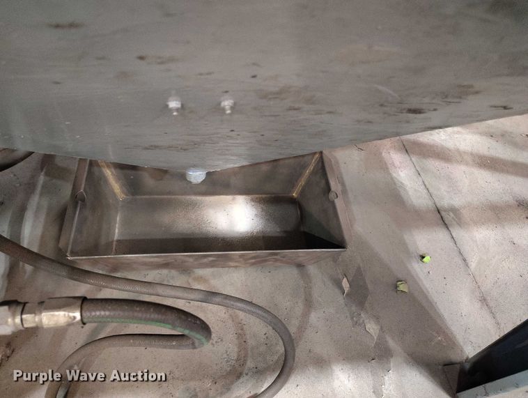 image for item IH9331 Universal Equipment sand blaster