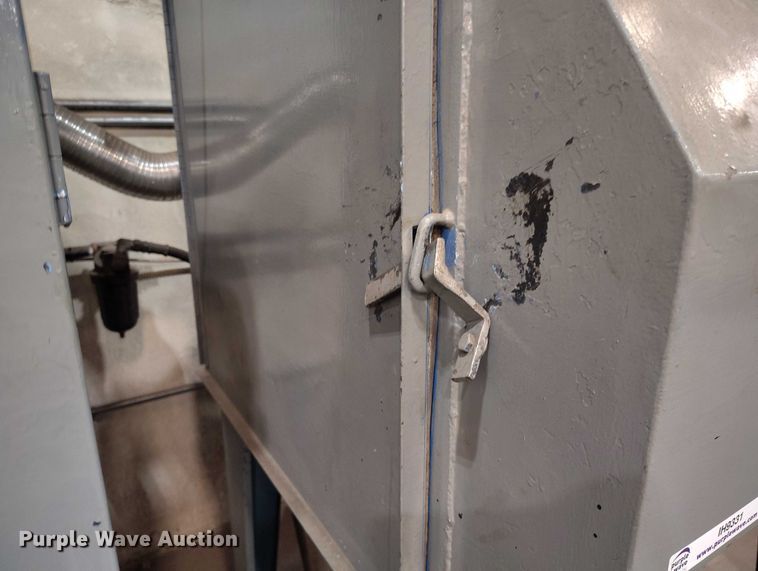 image for item IH9331 Universal Equipment sand blaster