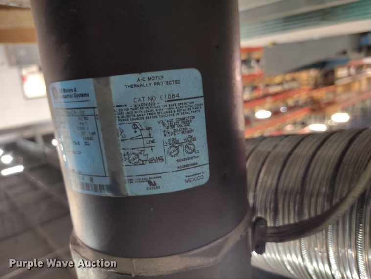 image for item IH9331 Universal Equipment sand blaster