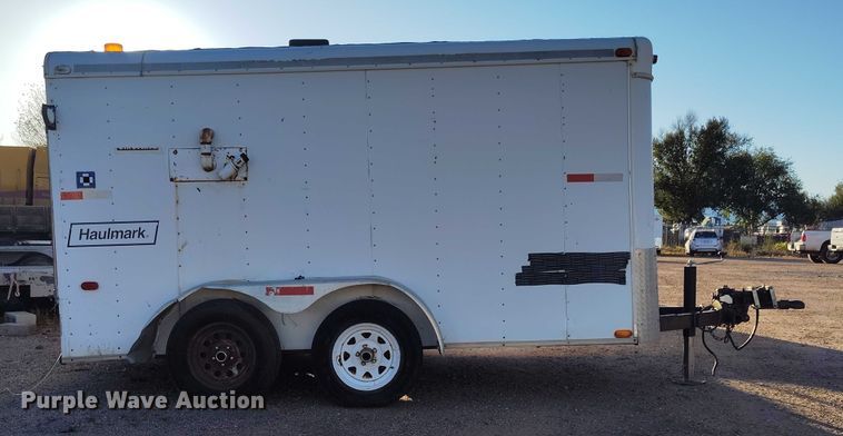 image for item IP9742 1999 Haulmark GC612BT enclosed cargo trailer